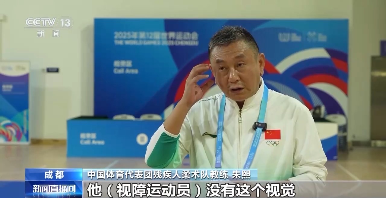 AA, 亚军, 王文强因患
