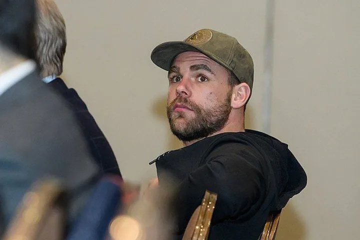 当年居然给, 年突袭他家