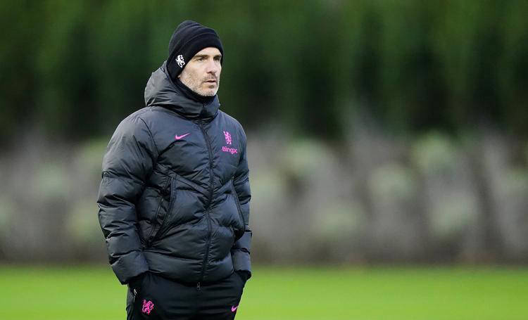 五轮过后仅, 比赛中轮换 五轮过后仅, 比赛中轮换